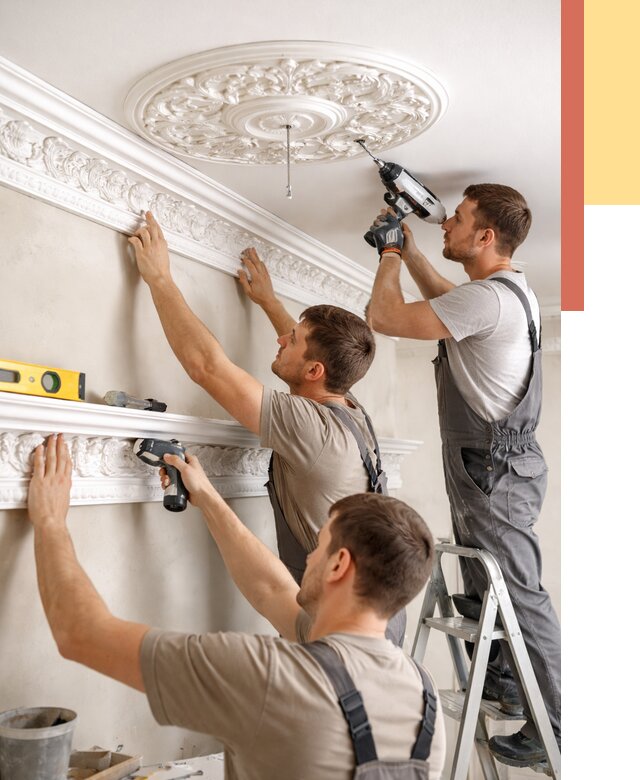 Монтаж лепнины на потолок в Пскове от 3248 руб. быстро и недорого | ОТДЕЛОЧНИК-Пск